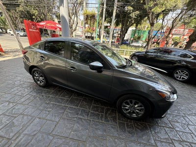 2023 Mazda Mazda 2 1.5 I Sport Sedan At