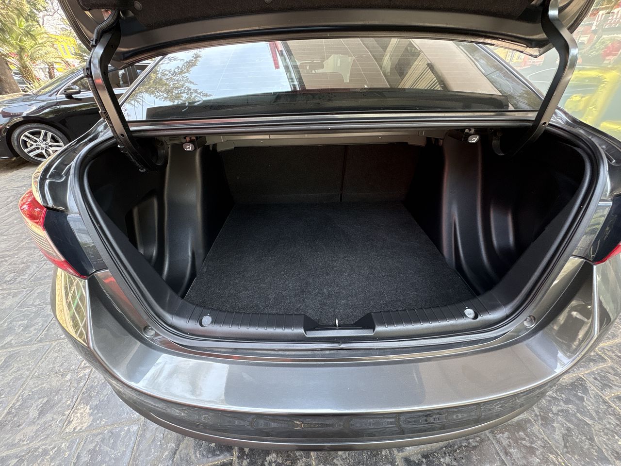 2023 Mazda Mazda 2 1.5 I Sport Sedan At