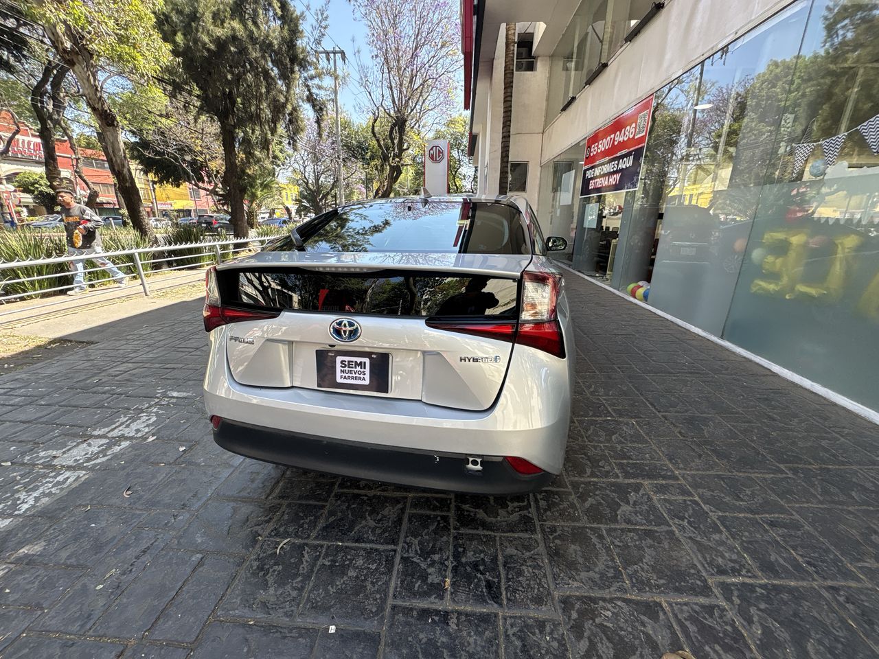 2021 Toyota Prius 1.8 Base Hibrido Cvt