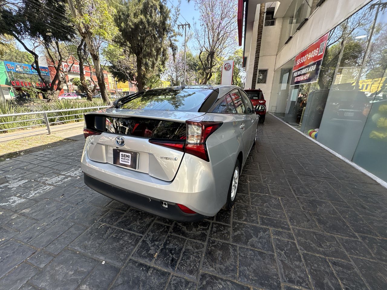 2021 Toyota Prius 1.8 Base Hibrido Cvt