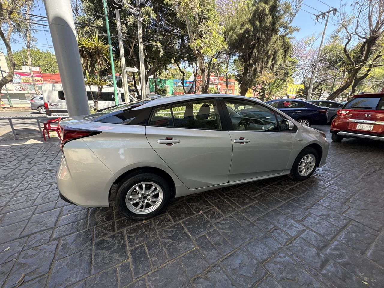 2021 Toyota Prius 1.8 Base Hibrido Cvt
