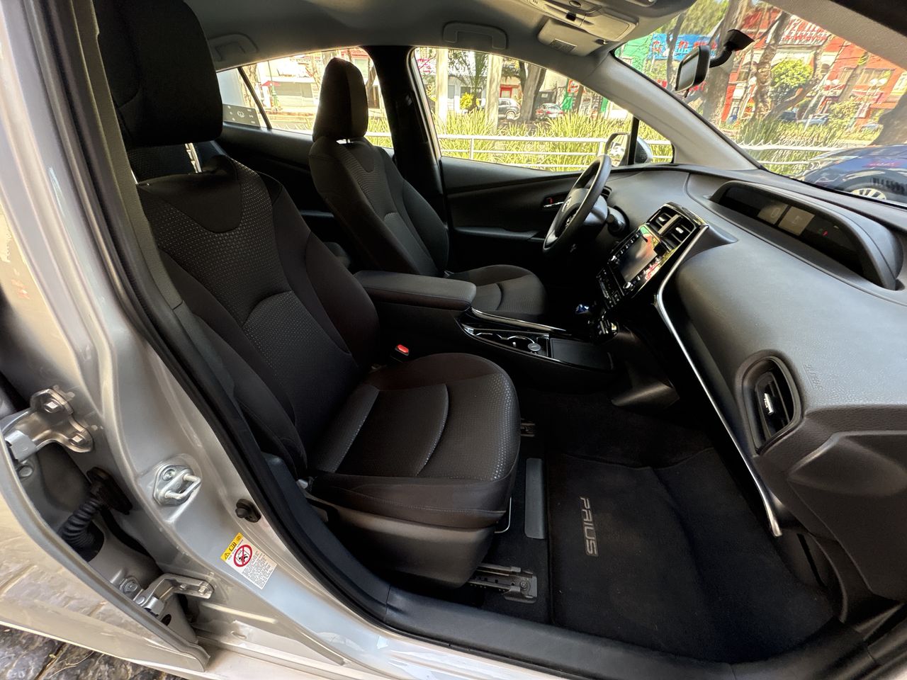 2021 Toyota Prius 1.8 Base Hibrido Cvt