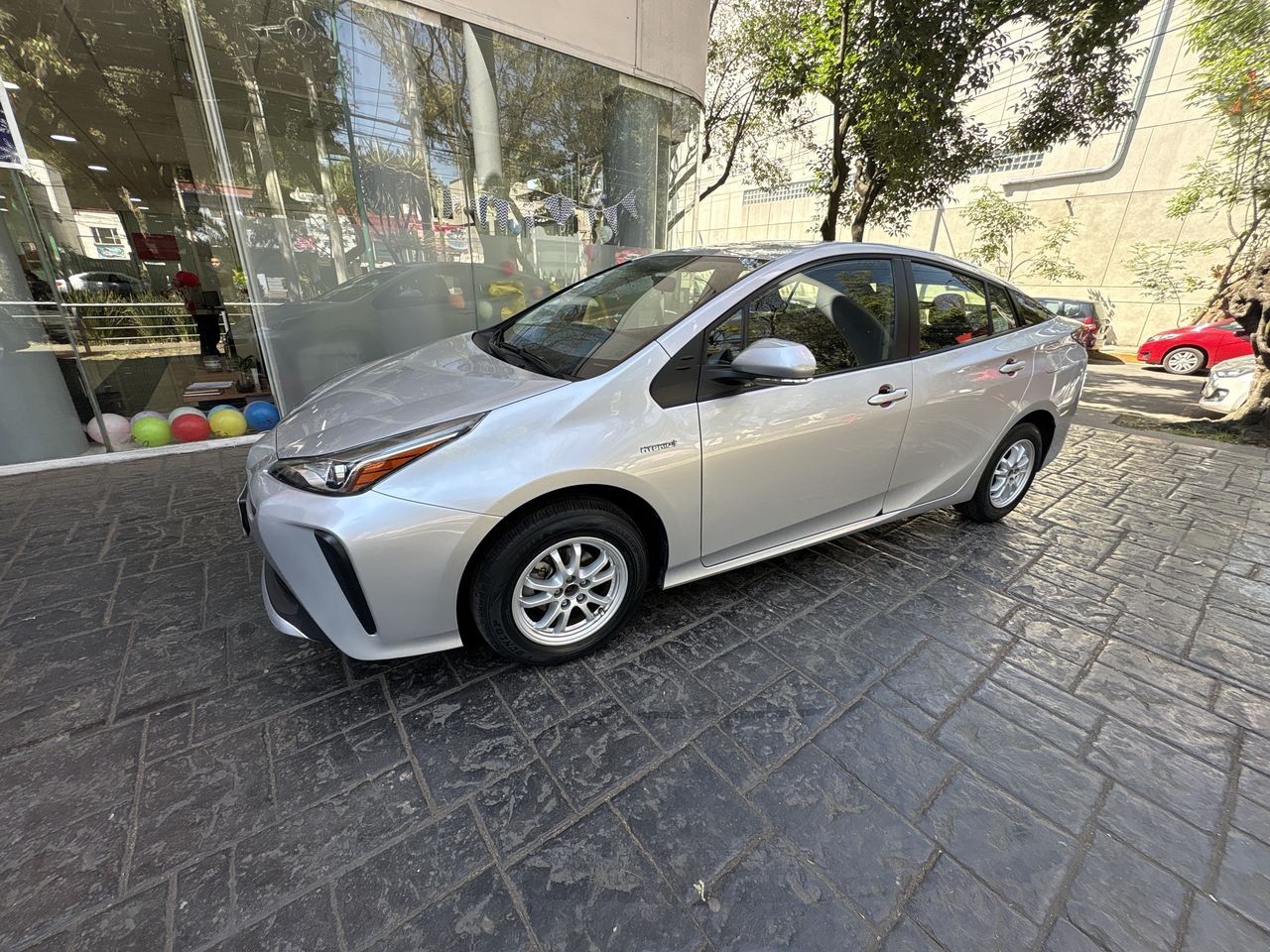 2021 Toyota Prius 1.8 Base Hibrido Cvt