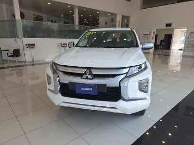 2021 Mitsubishi L200 2.4 Glx Cabina Doble 4x2 Mt