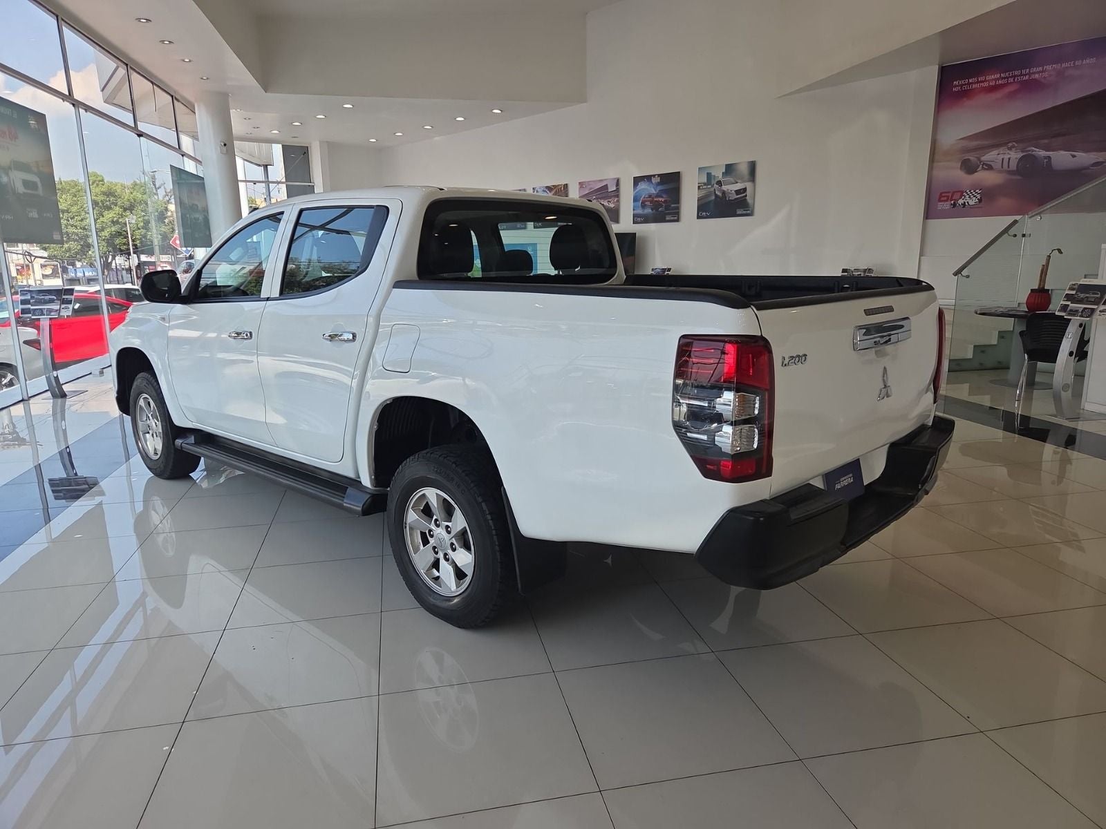 2022 Mitsubishi L200 2.4 GLX 4x2 Mt